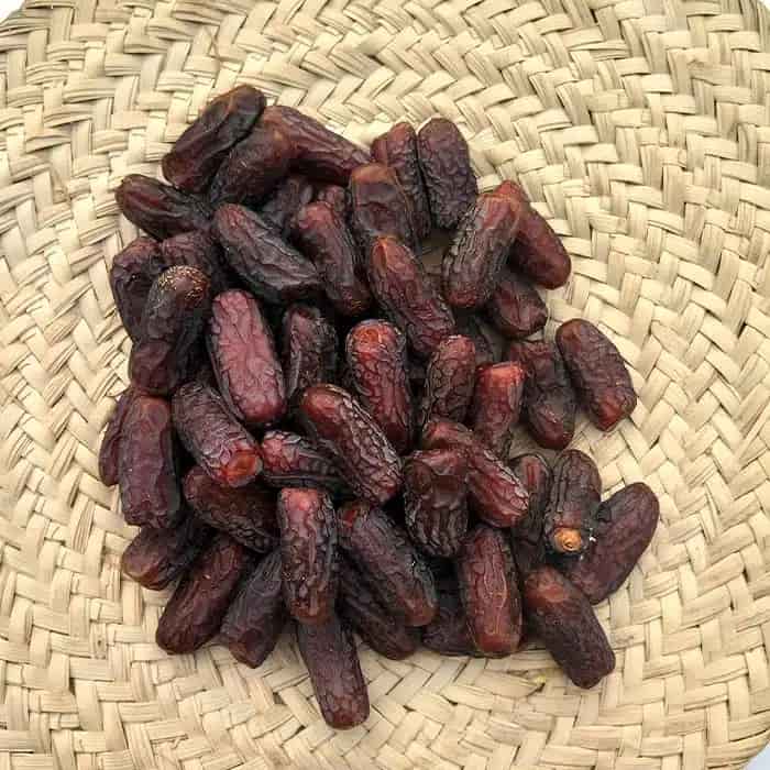 تصویر 2 از بهترین خرما خشک پیارم + قیمت خرید عالی